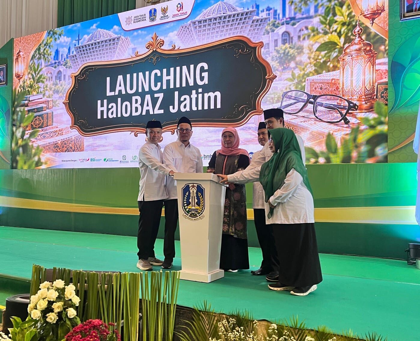 Peluncuran aplikasi HaloBAZ di Islamic Center Surabaya, 11 Oktober 2026